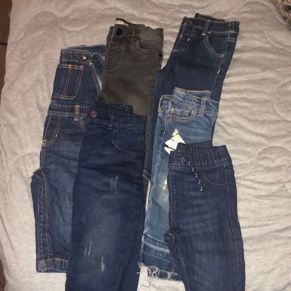 Toddler Jeans ! Worn once or none at all 5 pair of jeans 1 Jean jumper